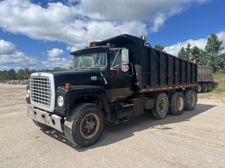 ford-9000-image-1