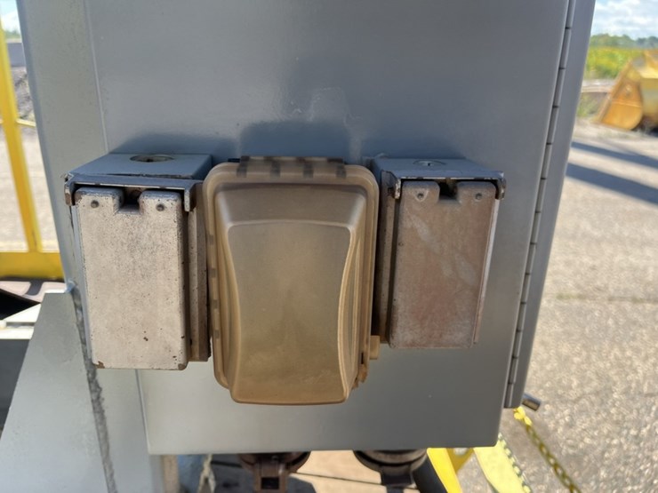 #2693-•-cummins-towable-generator-image-14