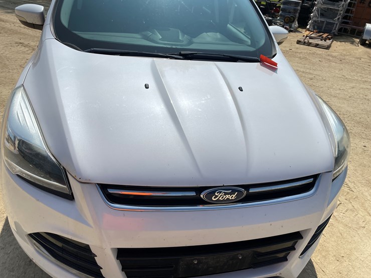 2014-ford-escape-image-16