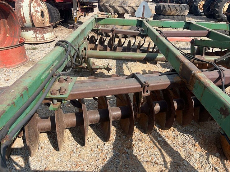 john-deere-14-image-8
