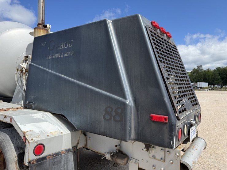 #1553-•-1991-oshkosh-mixer-truck-image-34