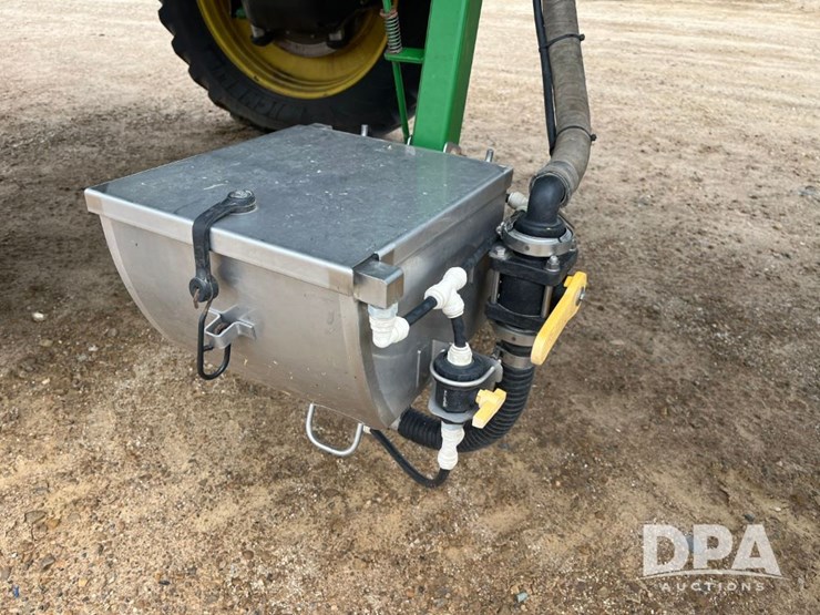 2018-john-deere-r4045-image-51