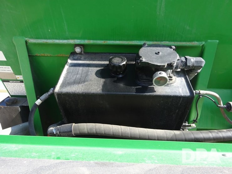 2020-john-deere-2020-image-24