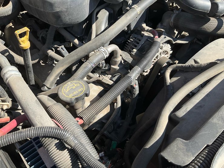 2015-ford-f550-image-106