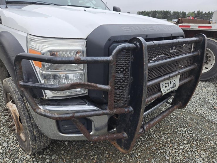 2011-ford-f550-image-9