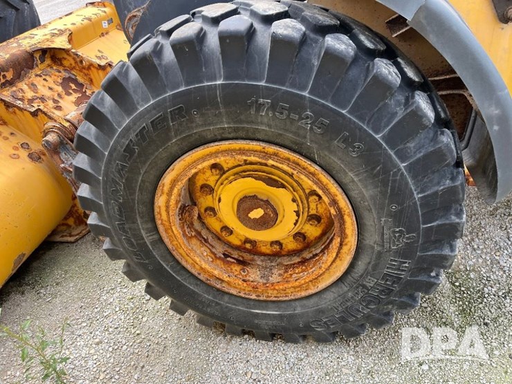 deere-444j-image-30