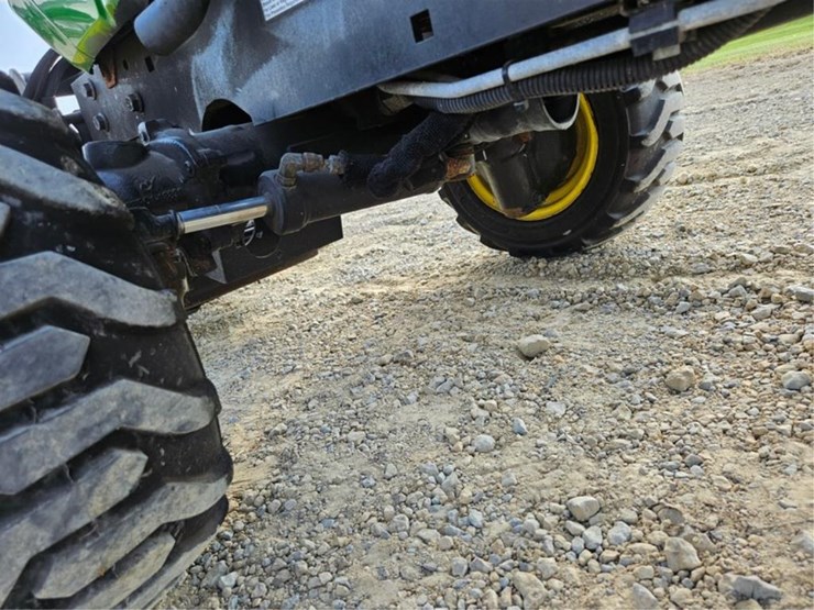 john-deere-1025r-image-52