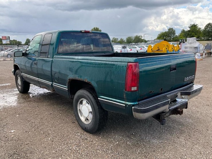1998-chevrolet-k1500-image-3