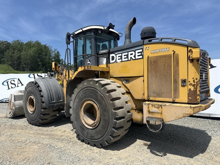 2014-deere-824k-image-3