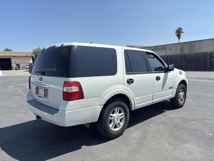 2008-ford-expedition-image-3