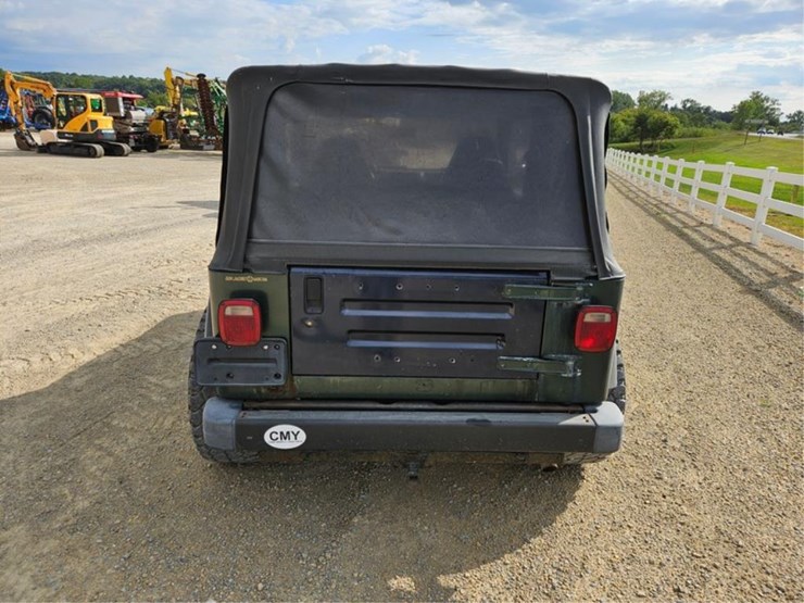 1999-jeep-wrangler-image-4