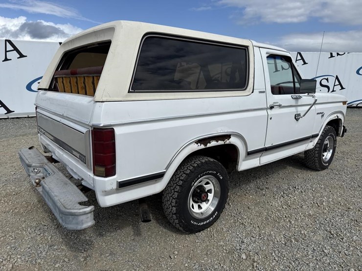 1980-ford-bronco-image-5