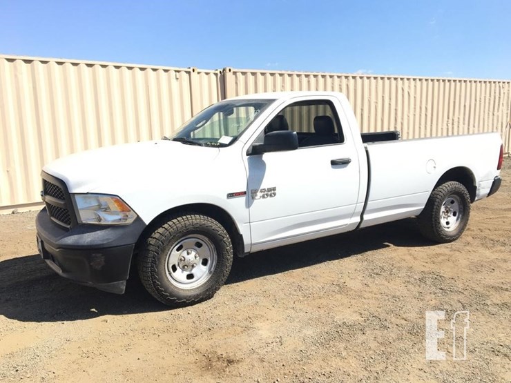 2015-ram-1500-image-1