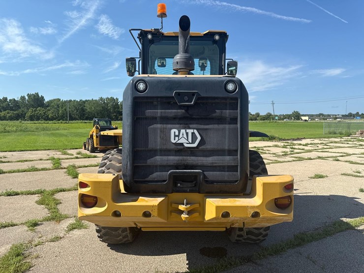 2023-caterpillar-930m-image-5