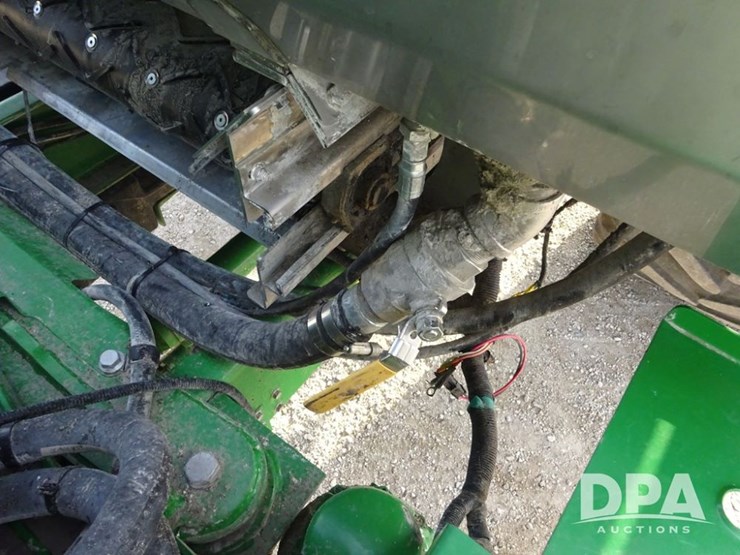 2019-john-deere-f4365-image-75