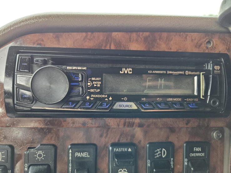 2007-international-9900i-image-93