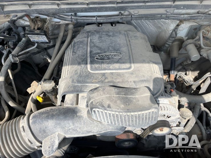 2017-gmc-3500-image-45