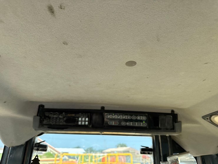 2019-komatsu-wa200-5-image-17
