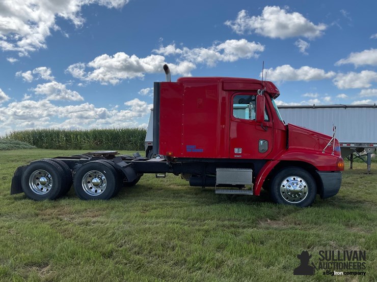 1998-freightliner-flc112-image-4