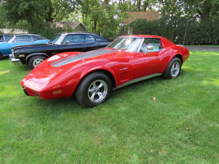 1976-chevrolet-corvette-stingray-image-35