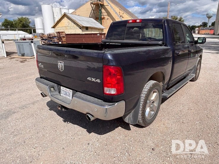 2016-dodge-ram-1500-image-6