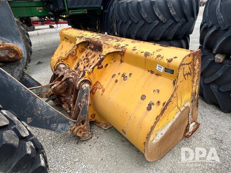 deere-444j-image-9