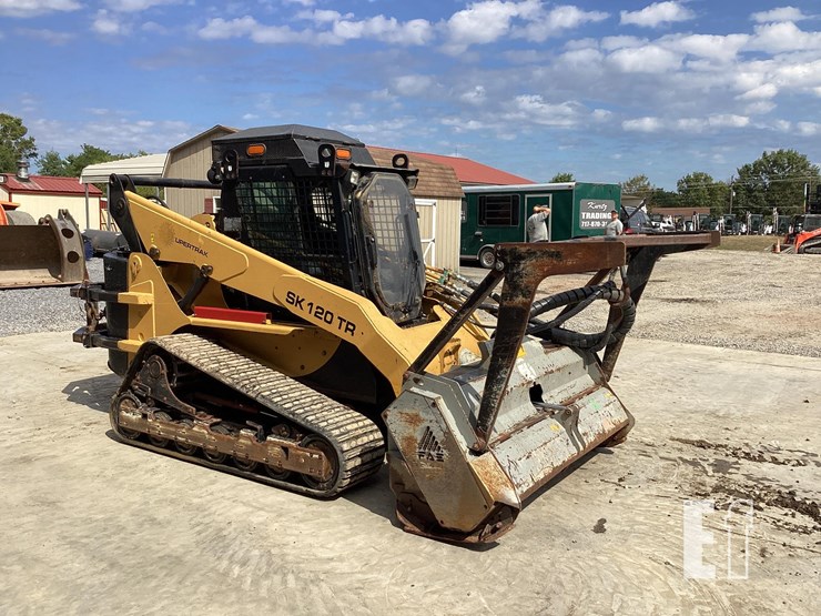 2009-supertrak-sk120tr-image-6