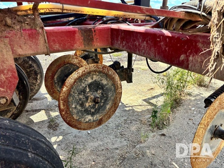 2011-case-ih-24-image-51