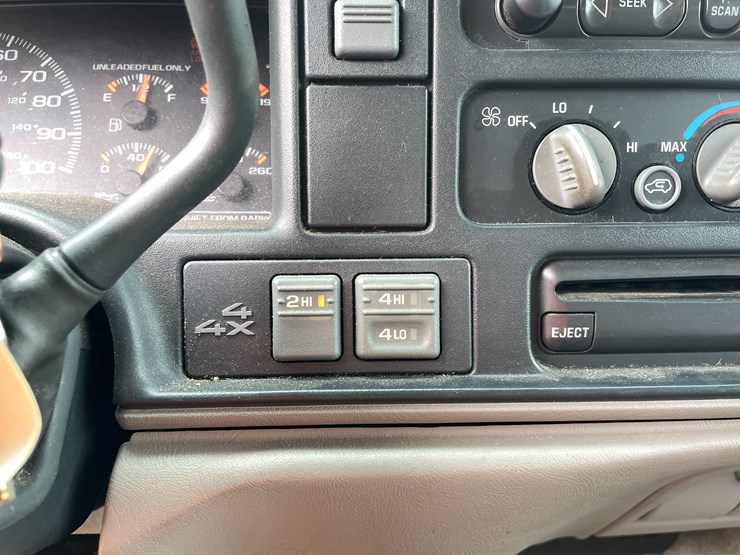1999-gmc-2500-image-67