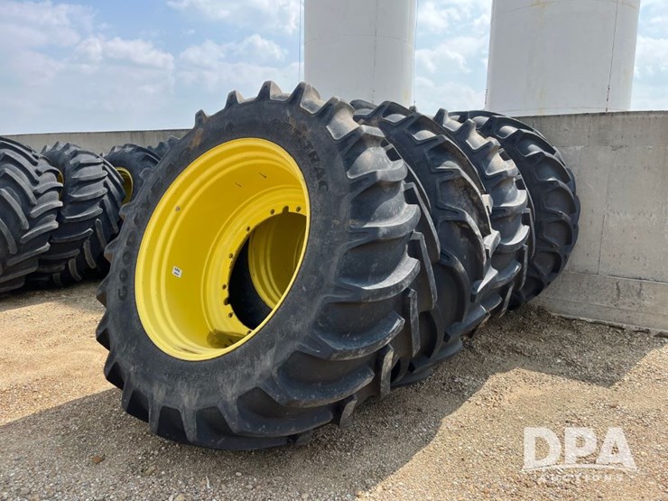 john-deere-r4045-image-1