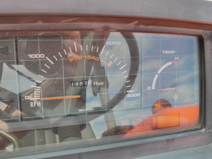 kubota-m6800-image-12