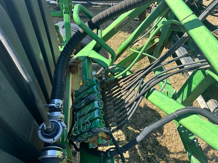 2011-john-deere-4730-image-59