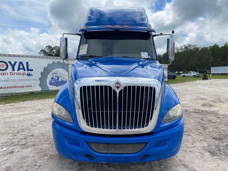 2016-international-prostar-image-31