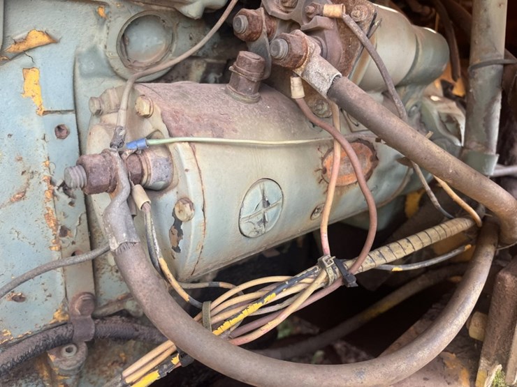 #2685-•-ingersoll-rand-xl1200-towable-air-compressor-image-37