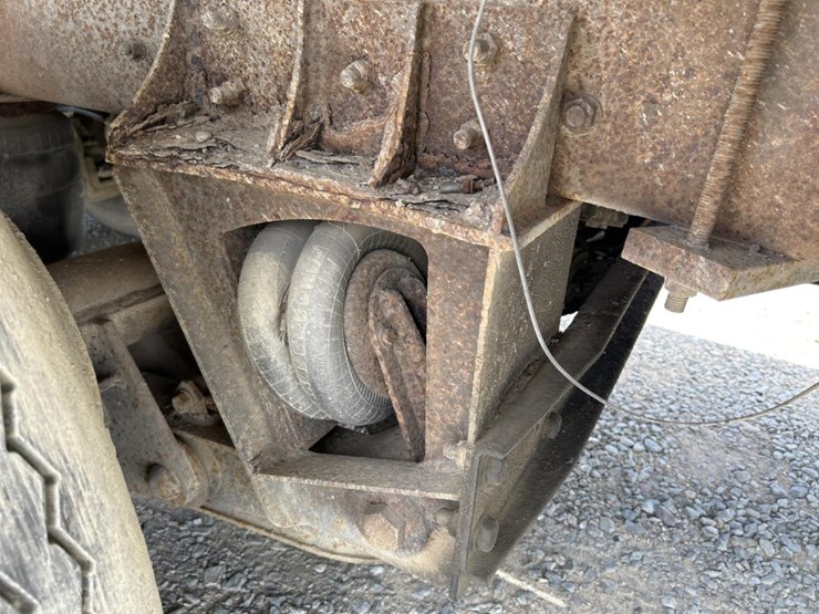 1994-mack-dm688s-image-27