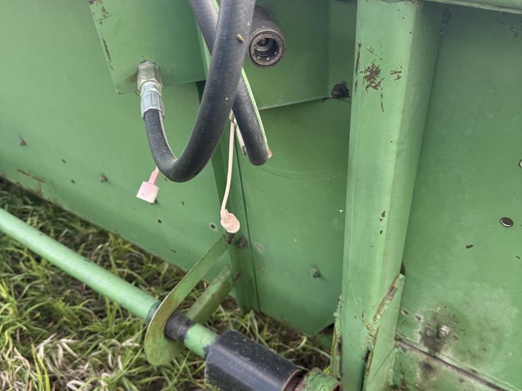 john-deere-224-image-6