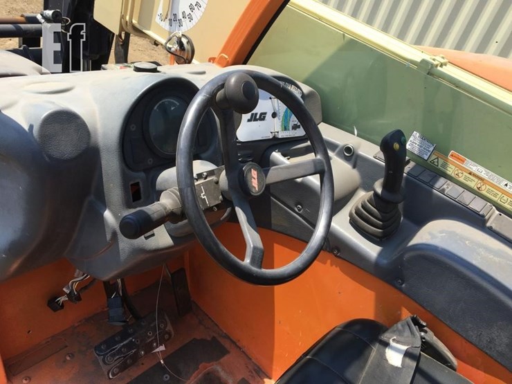 2013-jlg-g5-18a-image-6