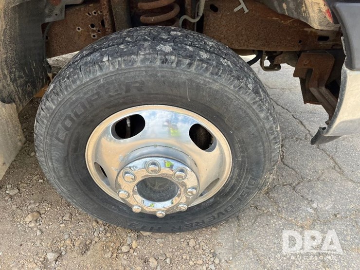 2006-ford-f350-xlt-image-11