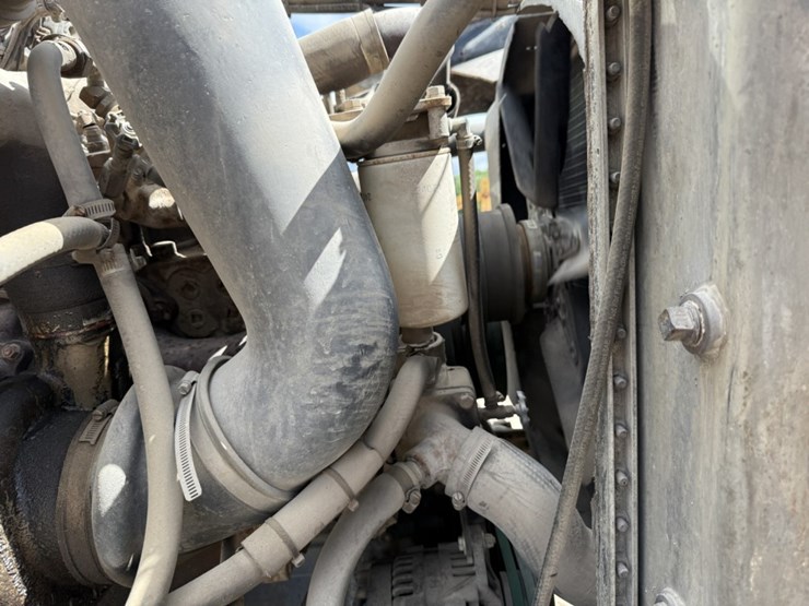 ford-9000-image-64