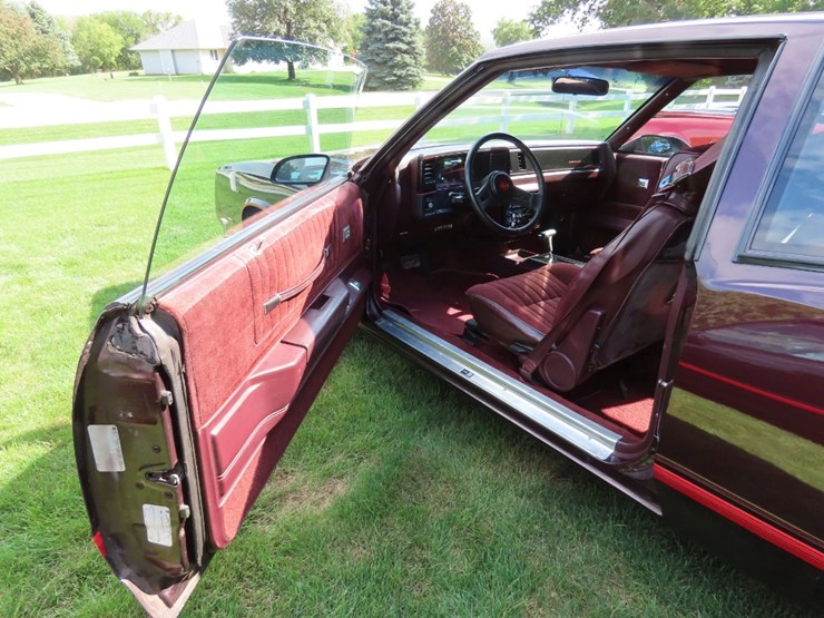1987-chevrolet-monte-carlo-ss-aero-coupe-image-13