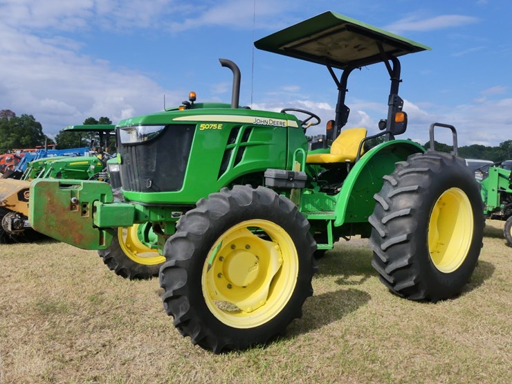 john-deere-5075e-image-1