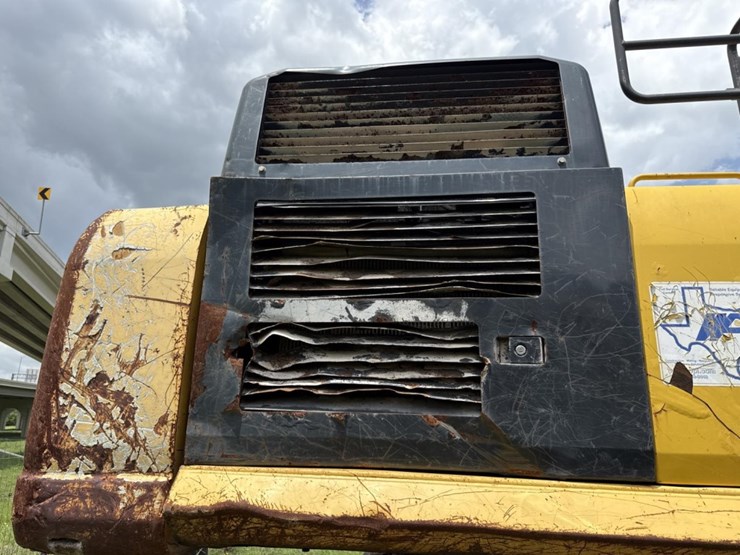 2015-komatsu-pc490-lc-11-image-20