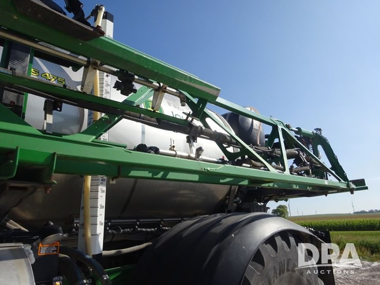 2020-john-deere-f4365-image-66
