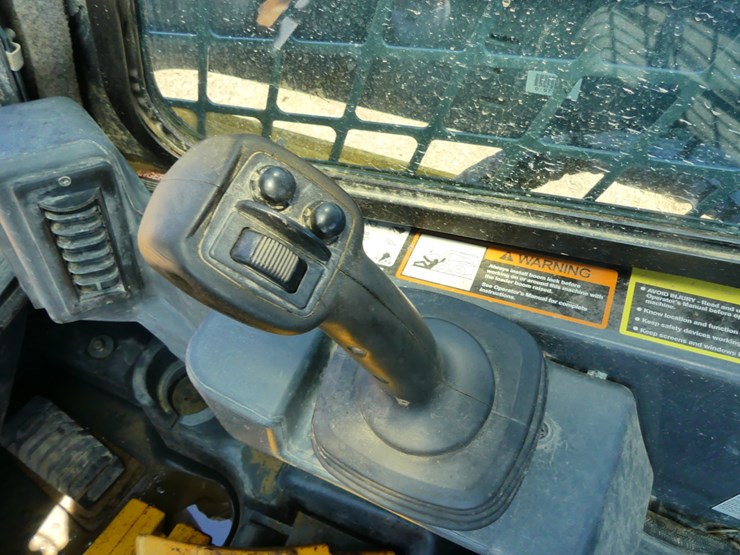 deere-331g-image-14