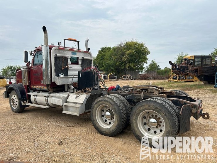 2003-western-star-4900-image-4