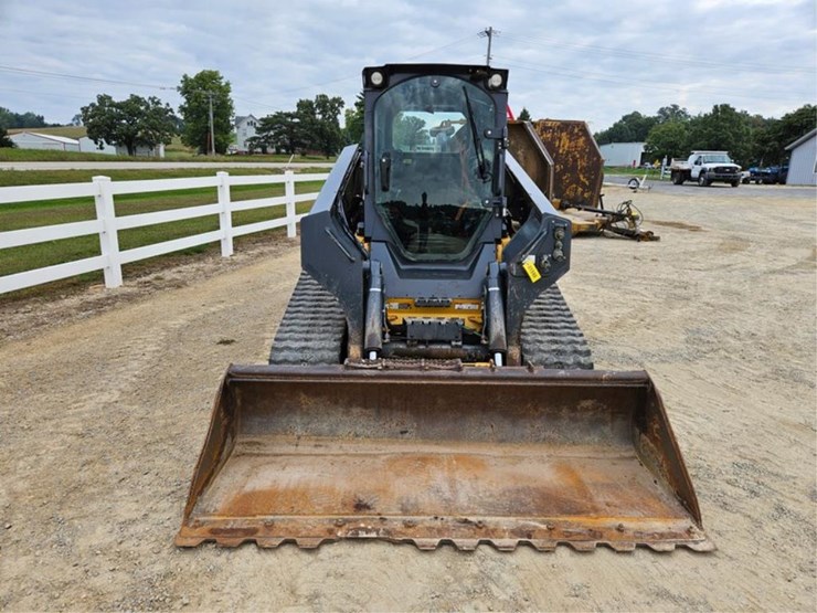 deere-331g-image-8