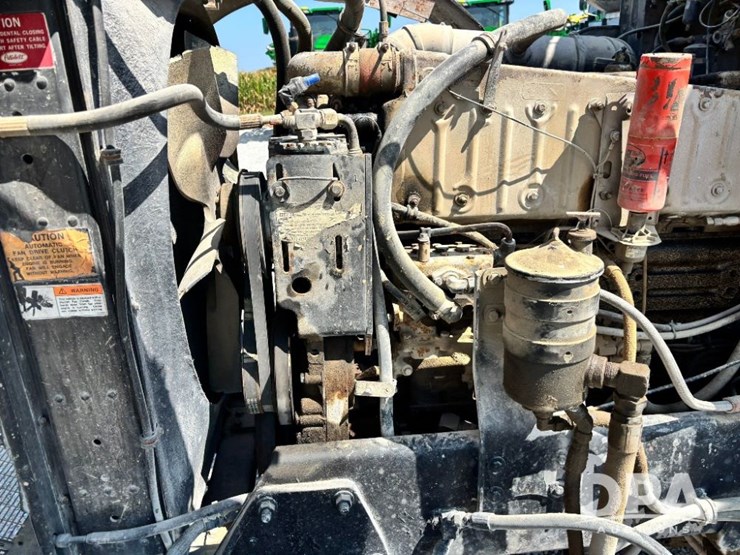 1986-peterbilt-359-image-57