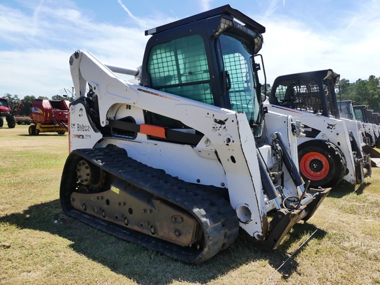 2012-bobcat-t870-image-2