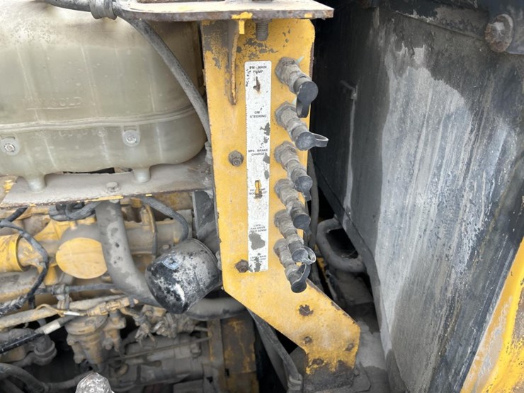2014-deere-460e-image-37