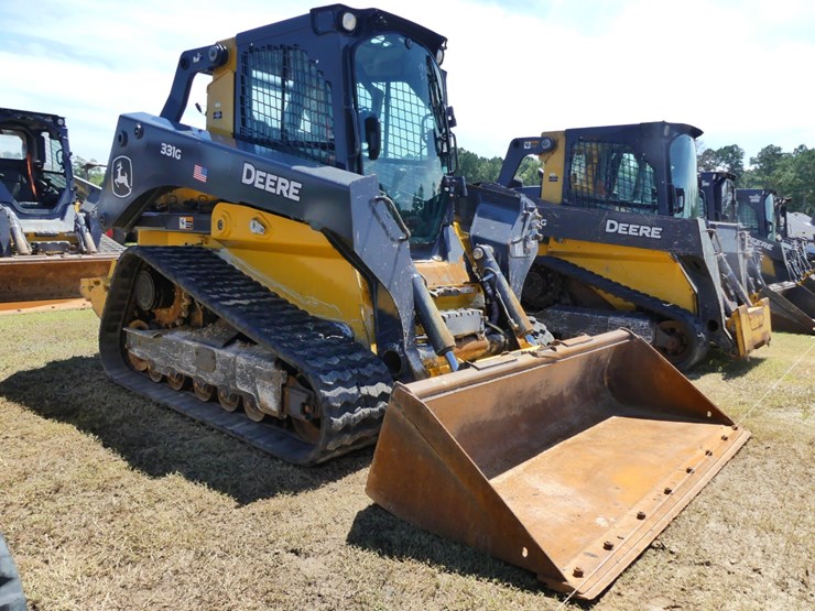 deere-331g-image-2
